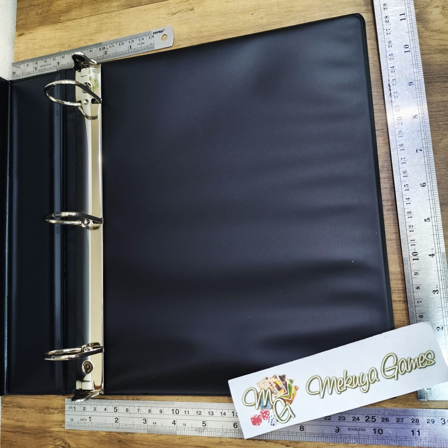 Ultra Pro 2 inch Poke Ball 3-Ring Album for Pokemon Collectors Album Ordner 3 D-ring Binder - Image 3