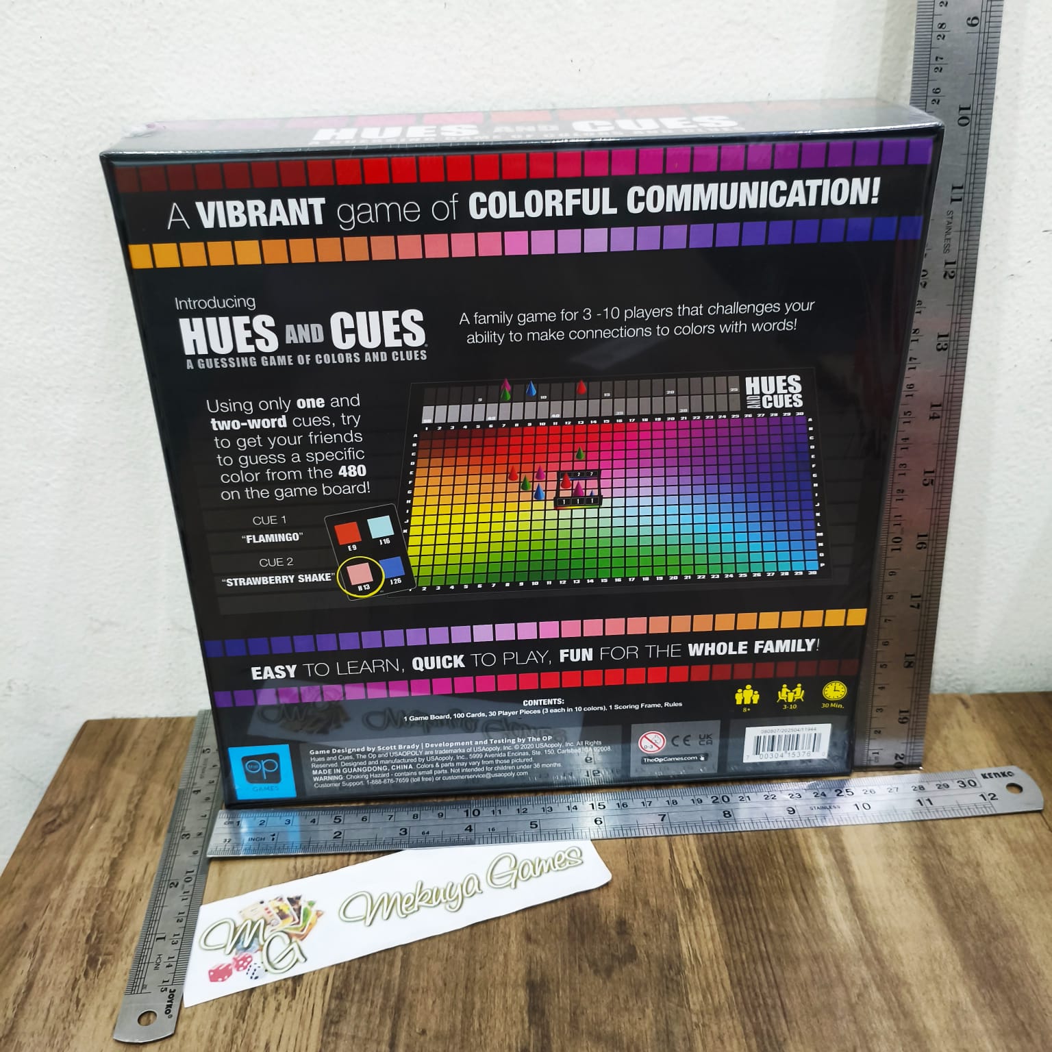 Hues and Cues - Deduction Party Board Game - Image 2